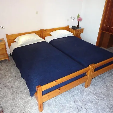 Michalis Apartamento Tílos